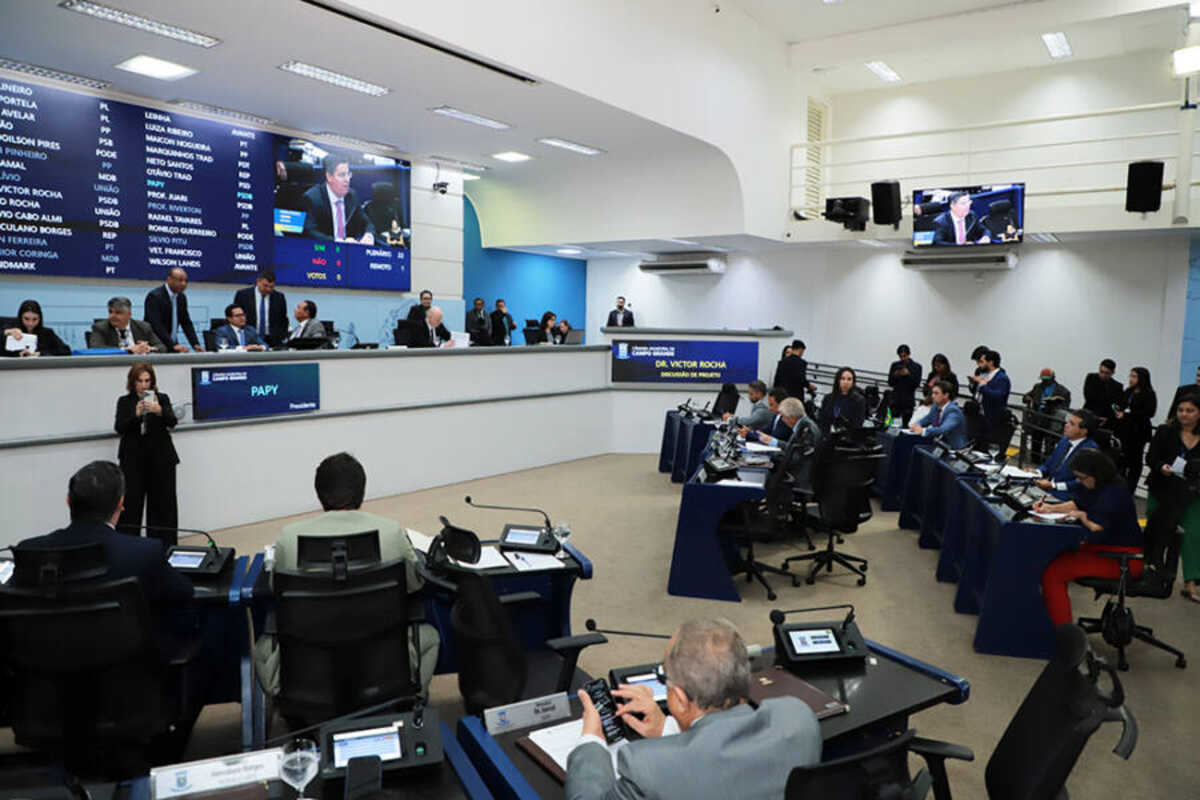 Veto da Prefeitura ao pagamento da previdência em 12 parcelas será votado na Câmara