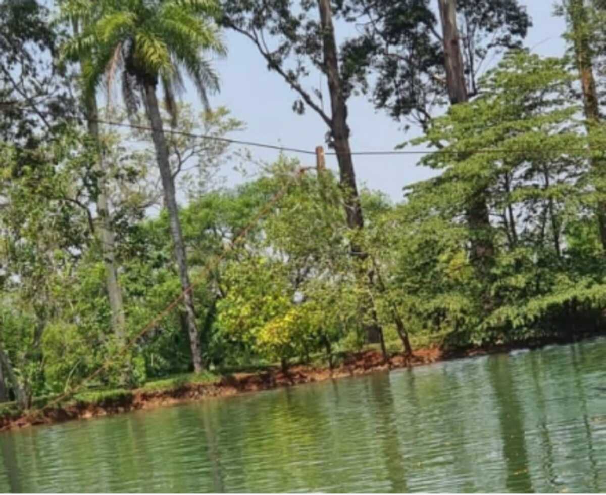 Tirolesa que causou duas mortes tinha fios antigos e desencapados, diz polícia