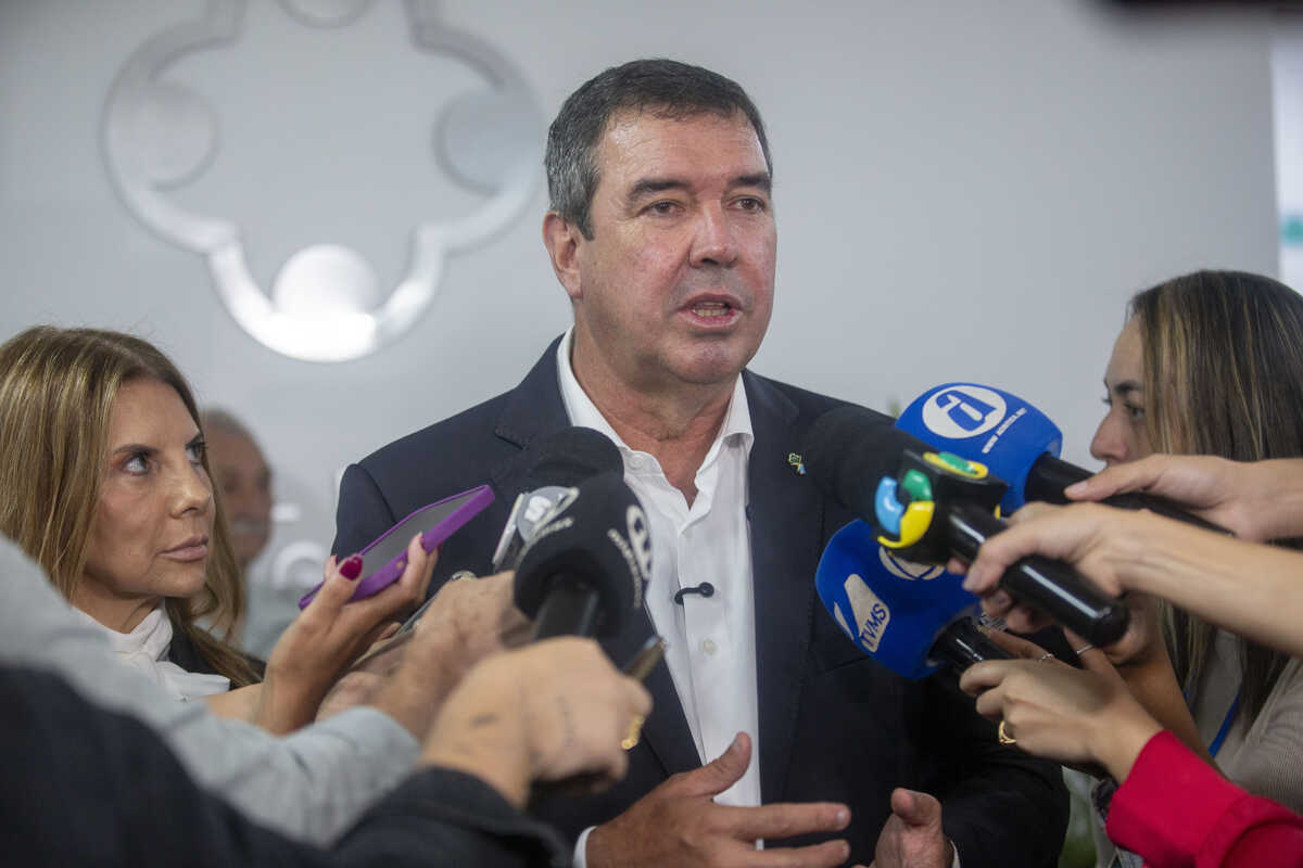 Riedel apoia gestão terceirizada em unidades de saúde de Campo Grande