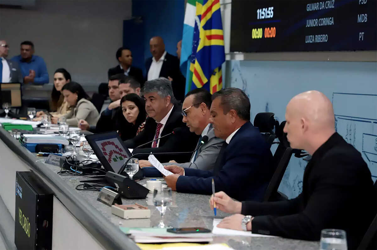 Câmara ignora lei e aprova doação de área da União para residencial de luxo