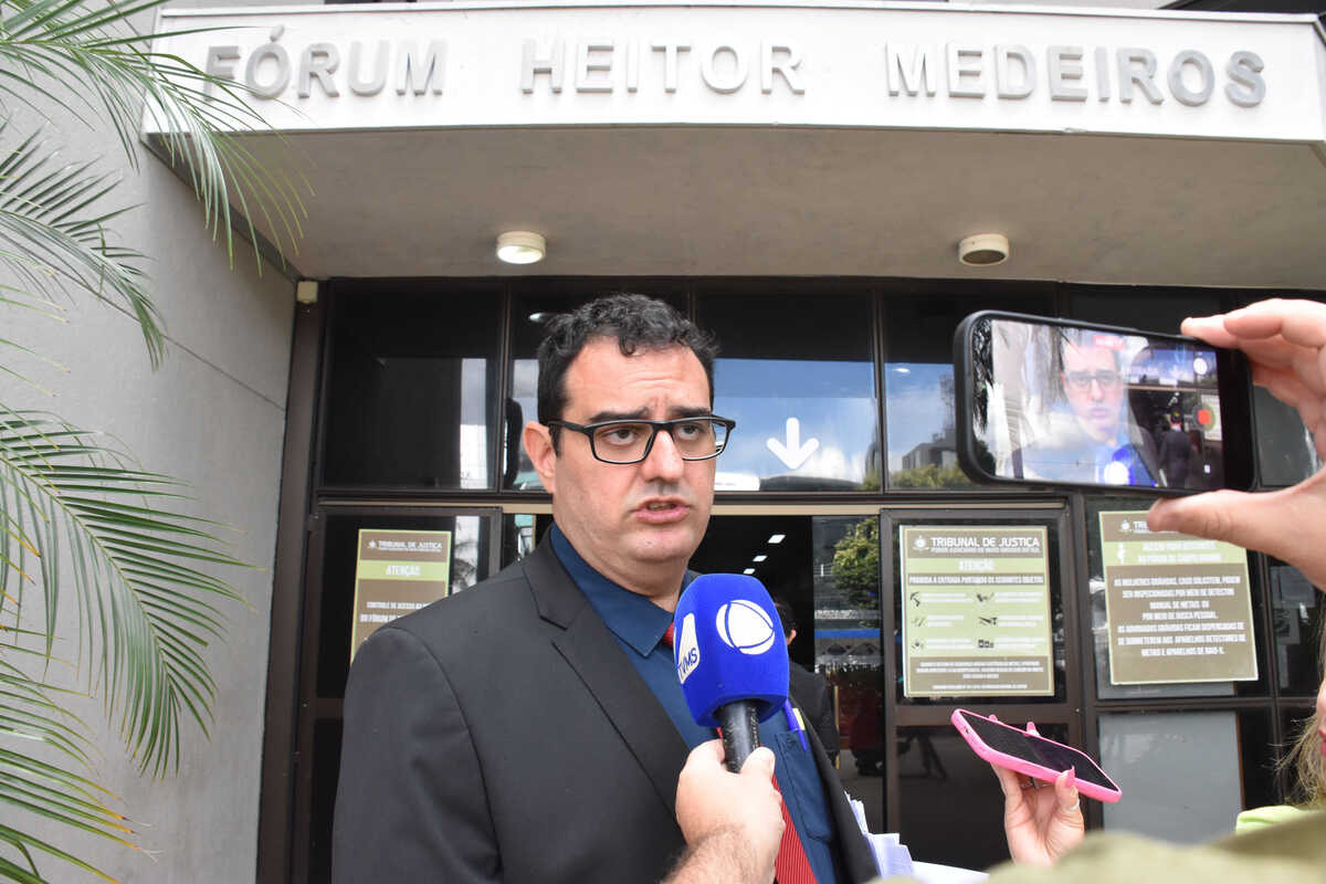 Em audiência, defesa de Bernal 'bate na tecla' de que ex-prefeito agiu em legítima defesa