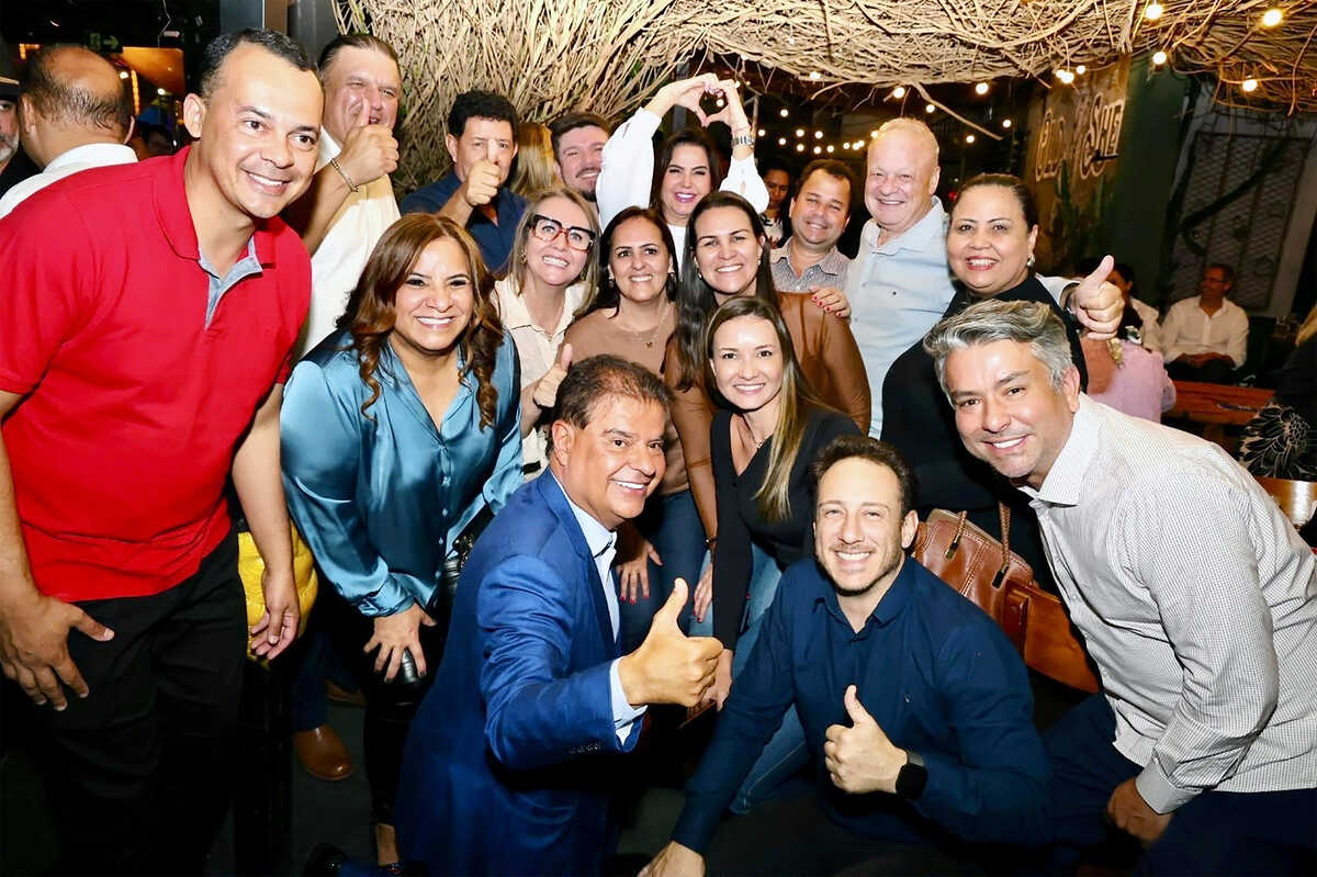 Nelsinho Trad fecha apoio com prefeitos e Capitão Contar perde espaço
