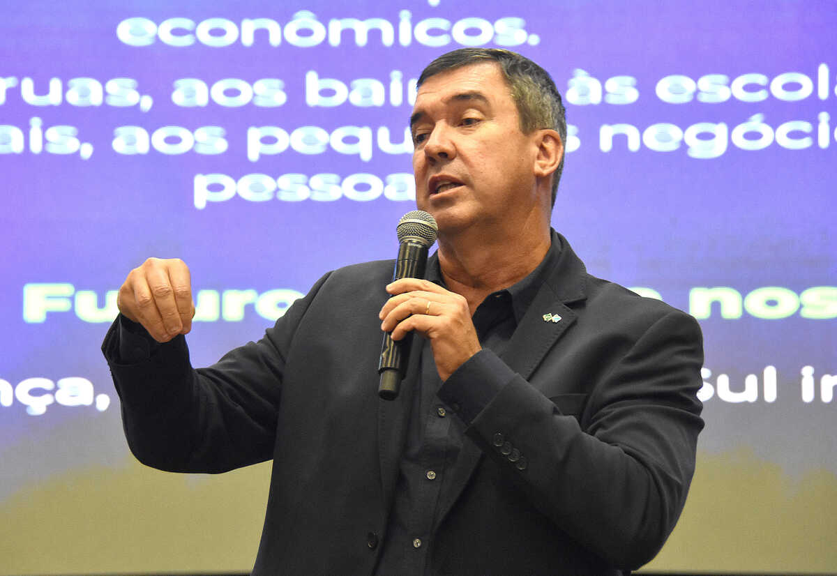 Riedel mantém liderança e ainda pode ser reeleito no primeiro turno, diz pesquisa