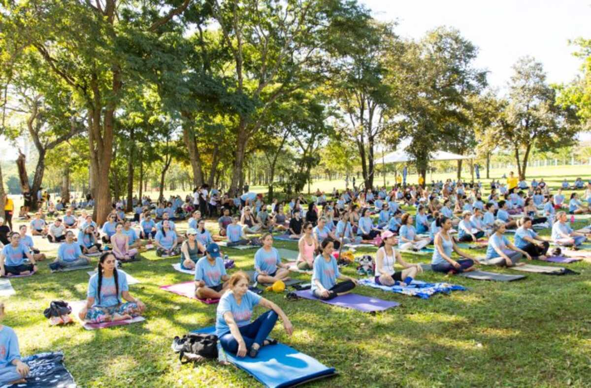 Festival de Yoga promove práticas de meditação e alongamento no Parque das Nações no domingo (21)