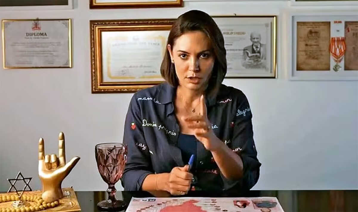 Flávio Bolsonaro quer vice mulher após briga com Michelle; 'página virada'