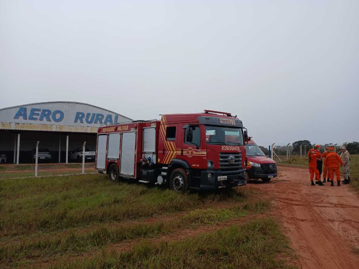 Avião bimotor cai em manhã de neblina em Campo Grande