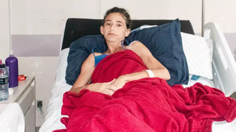 Santa Casa busca família de mulher surda socorrida após acidente na rodoviária