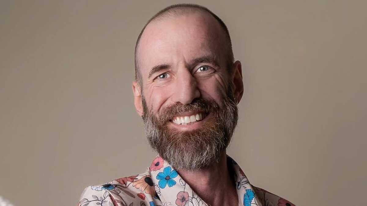 Morre aos 47 anos advogado que transformou o próprio velório em uma celebração da vida