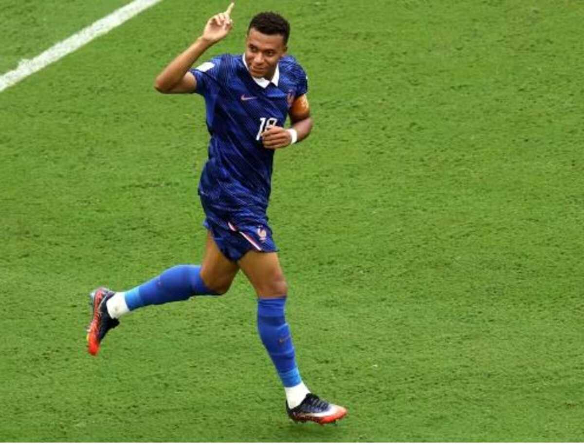 Em jogo de 10 gols, Inglaterra conquista o 3º lugar na Copa