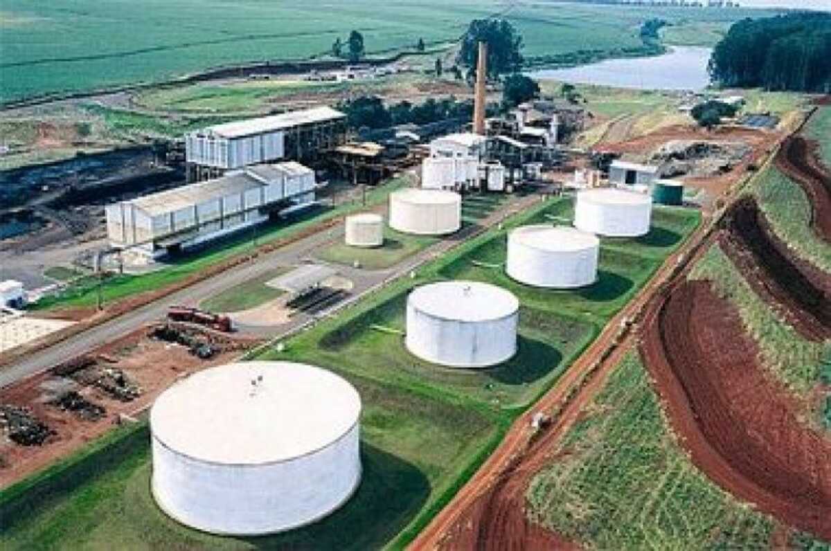 Raízen vende sua última usina de cana de MS para a Adecoagro