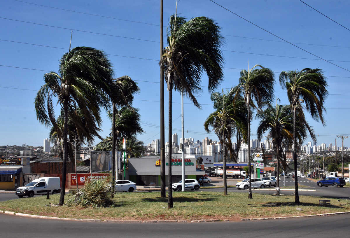 Agetran tenta destravar obra de R$ 2,4 milhões na rotatória da Euler de Azevedo