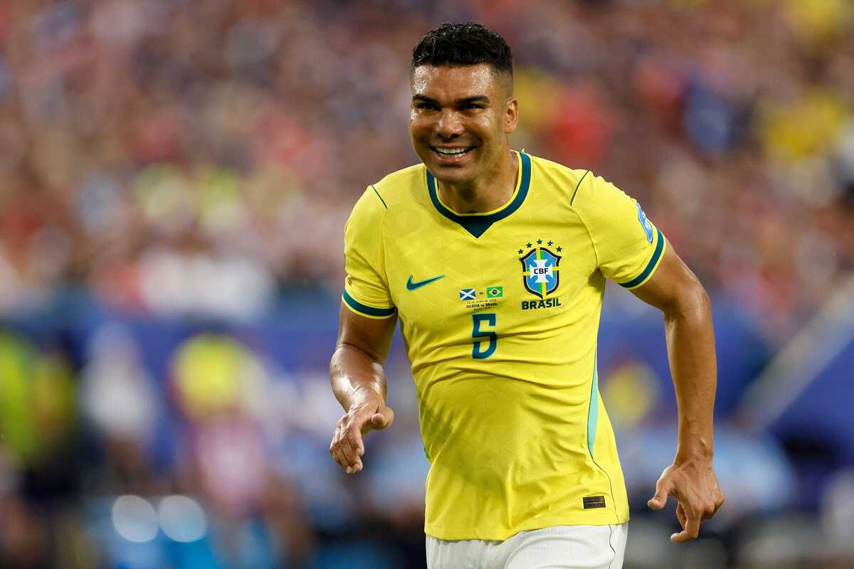Inter Miami anuncia contratação de Casemiro para jogar ao lado de Messi
